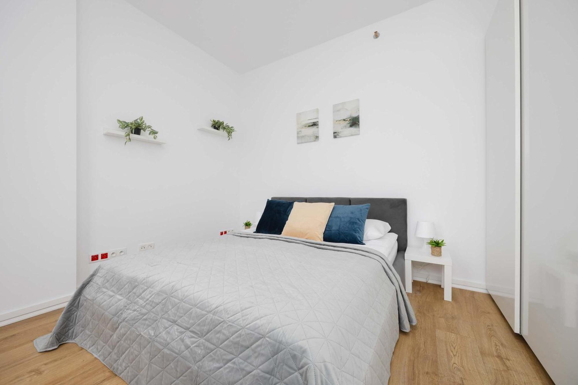 Kasprzaka Near Metro Plocka With Ac And Parking By Rent Like Apartament